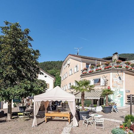 Hotel Weisse Lilie - B&B Rio di Pusteria Exterior foto